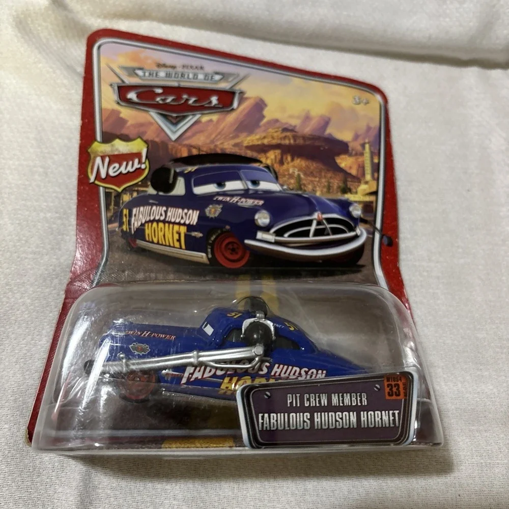 Disney Pixar Cars Pit Crew Member Fabulous Hudson Hornet‎ #33 Lenticular Eyes